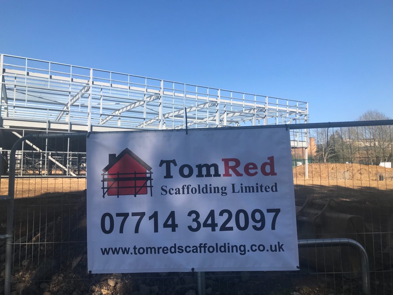 Commercial Scaffolding for Edge protection in Northampton Commercial Scaffolding for Edge protection in Northampton