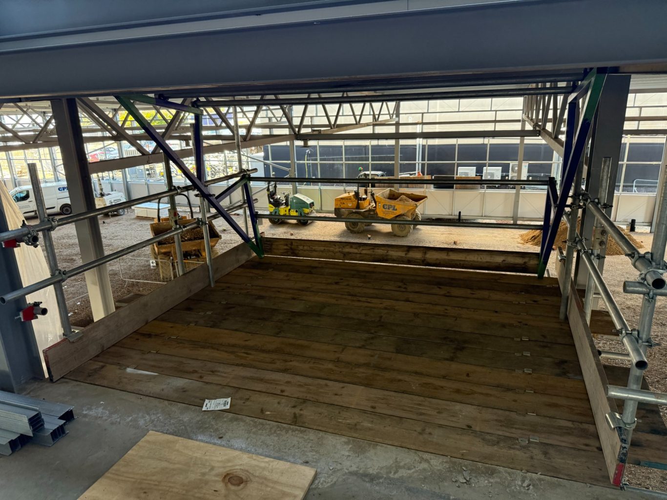 Scaffold Loading bay in Northampton Scaffold Loading bay in Northampton