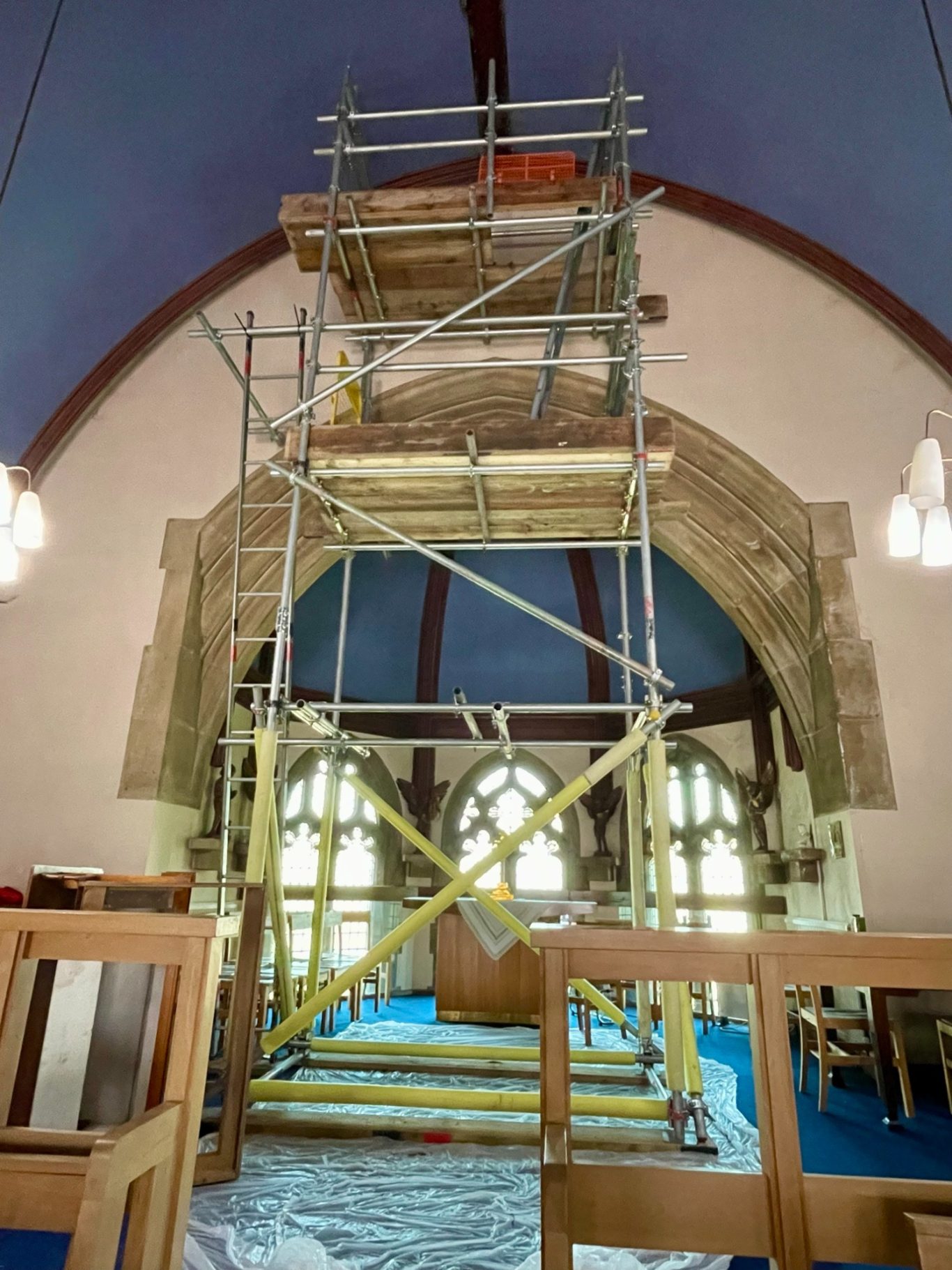 Internal Scaffolding for a Rugby church Internal Scaffolding for a Rugby church