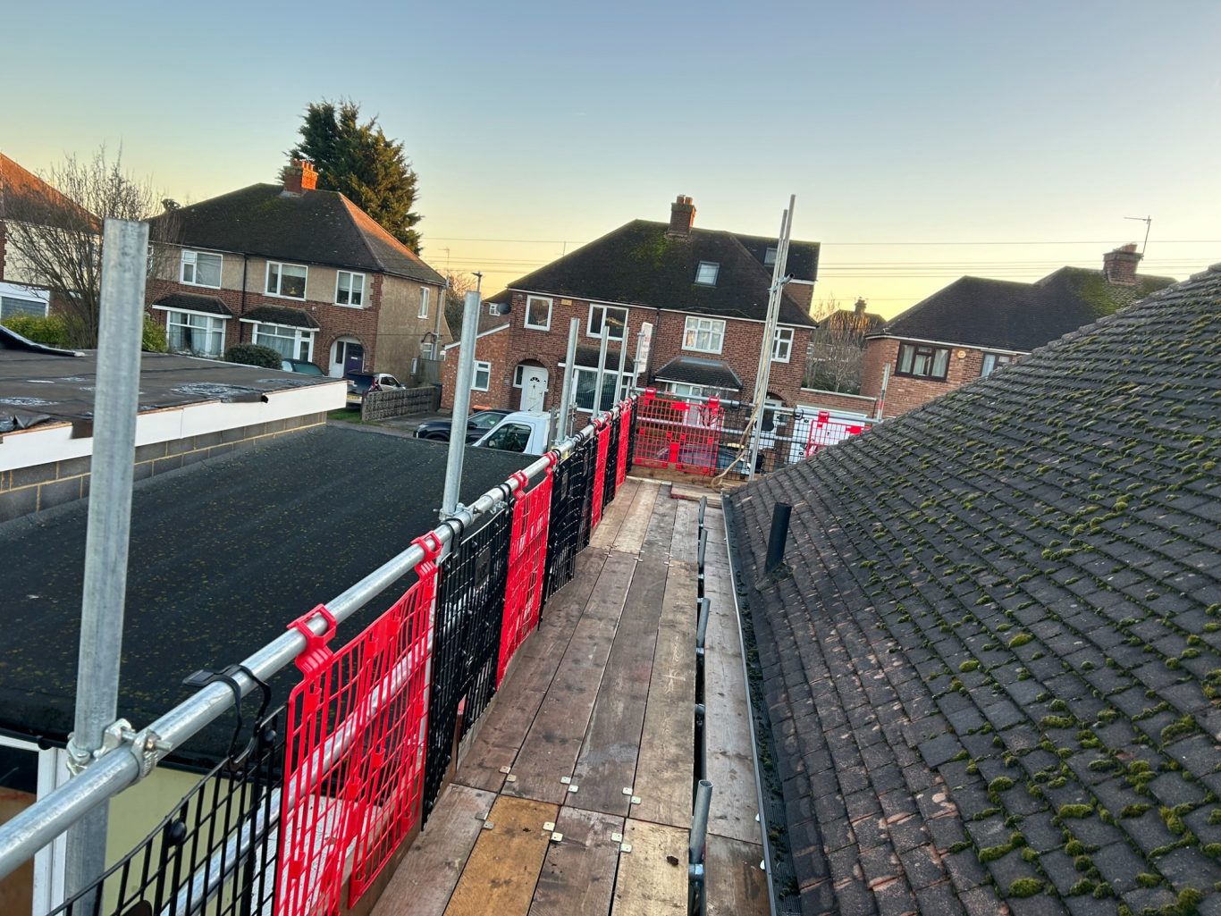 Scaffolding for solar panels in Northamptonshire Scaffolding for solar panels in Northamptonshire